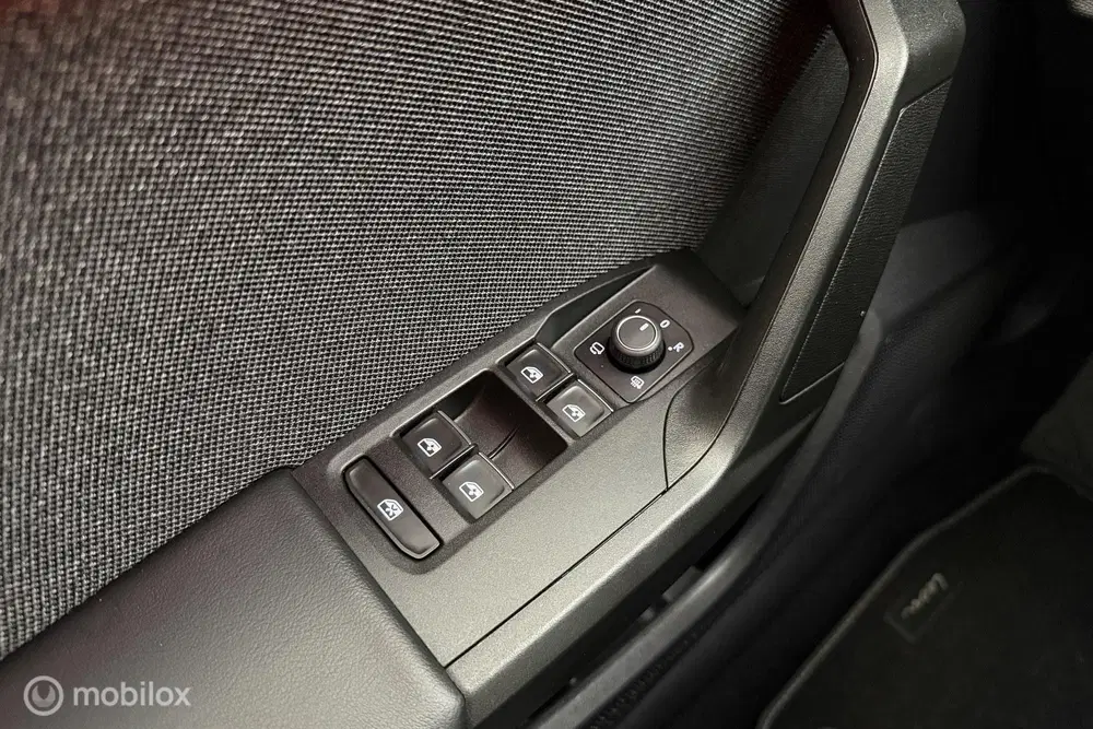 SEAT Leon 1.4 TSI eHybrid PHEV uit 2021, foto 15