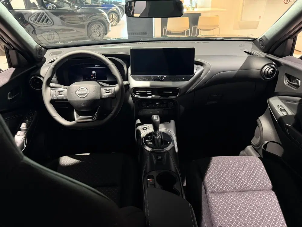 Nissan Juke 1.6 Hybrid N-Connecta uit 2026, foto 2