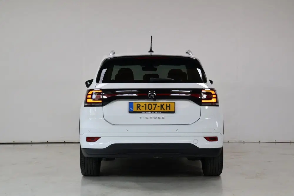Volkswagen T-Cross 1.0 TSI Style Business R uit 2022, foto 8