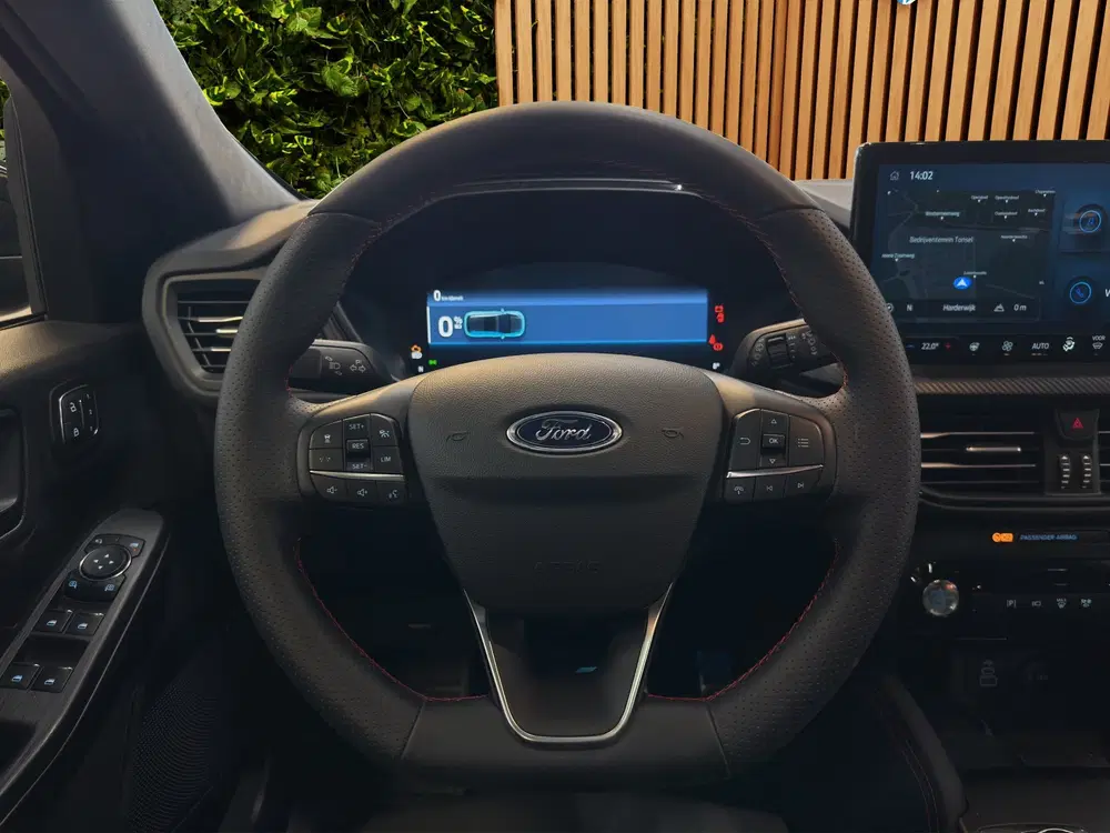 Ford Kuga 2.5 PHEV ST-Line X uit 2025, foto 12