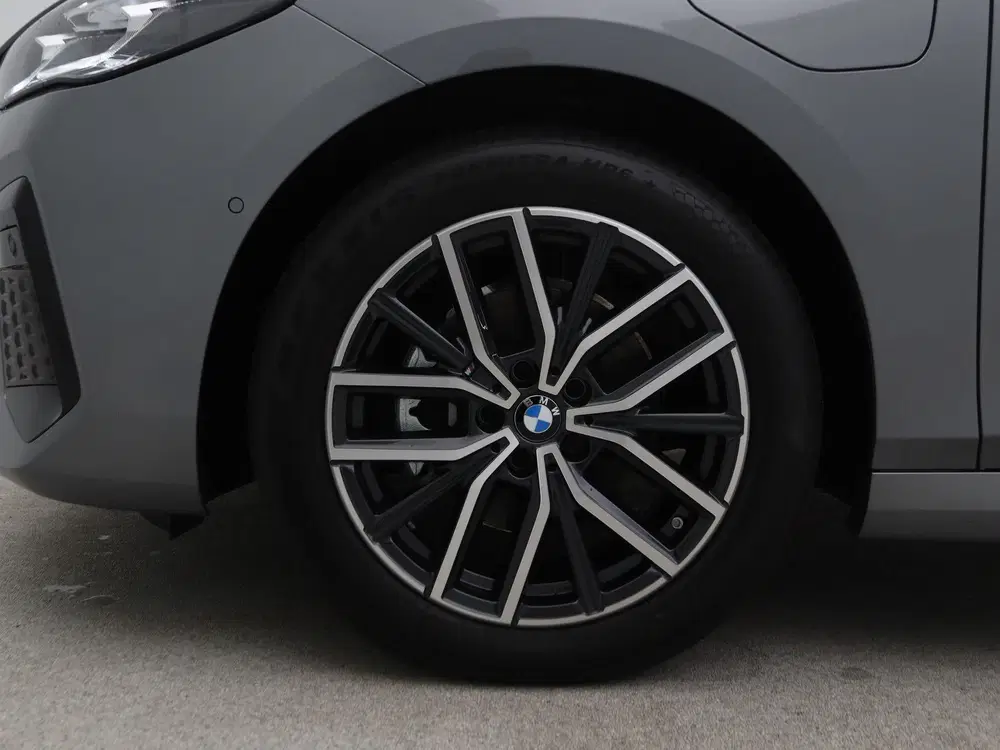 BMW 2-serie 225e Active Tourer xDrive SoH 100% (bj 202 uit 2026, foto 11