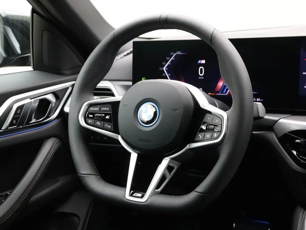 BMW i4 eDrive35 M Sport Edition 70 kWh SoH 100% ( uit 2026, foto 2