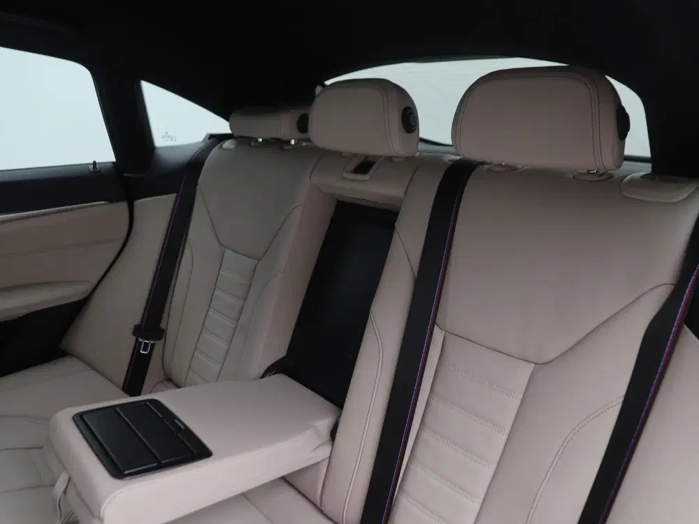 BMW i4 eDrive35 M Sport Edition (bj 2026 uit 2026, foto 14