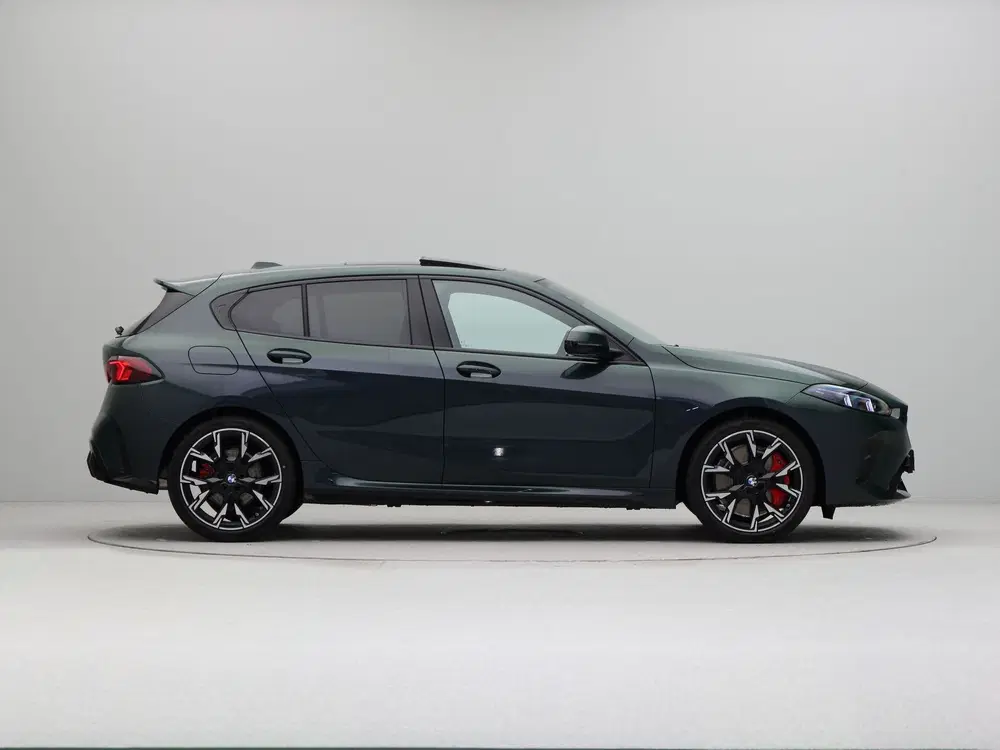 BMW 1-serie 120 M Sport Design Edition Aurora Diamond uit 2026, foto 8