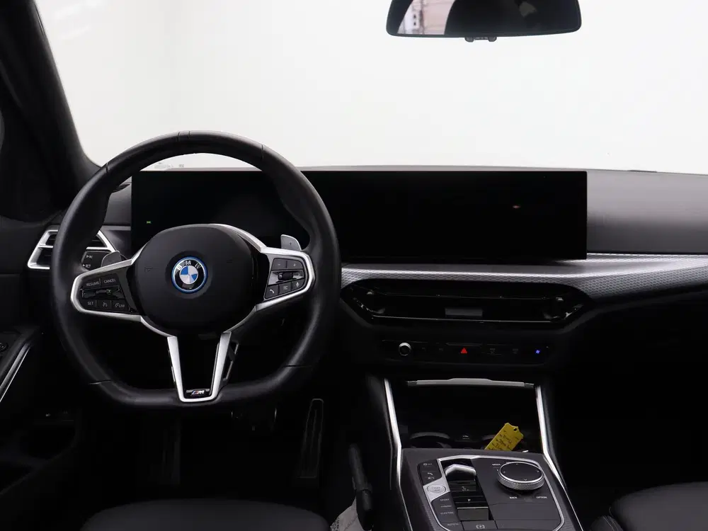 BMW 3-serie 330e Touring M Sport (bj 2025 uit 2025, foto 13