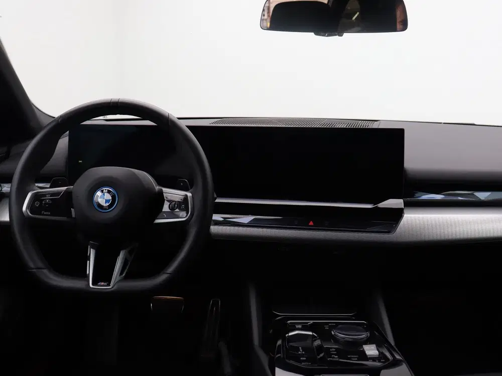 BMW 5-serie 530e Touring M Sport (bj 2025 uit 2025, foto 12