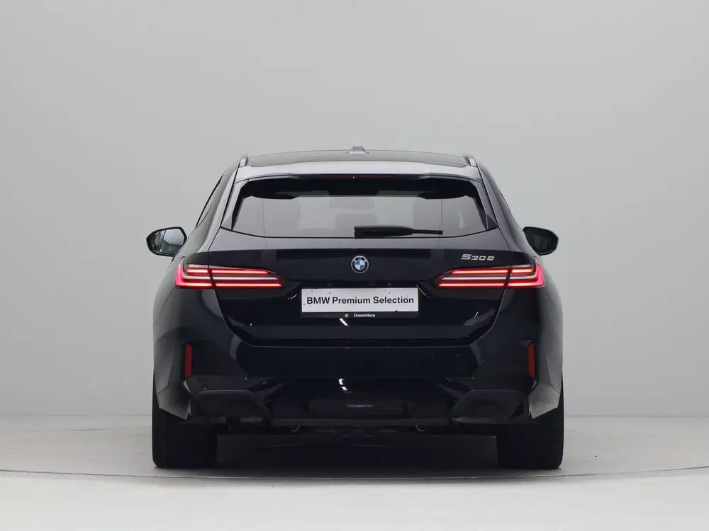BMW 5-serie 530e Touring M Sport (bj 2025 uit 2025, foto 9