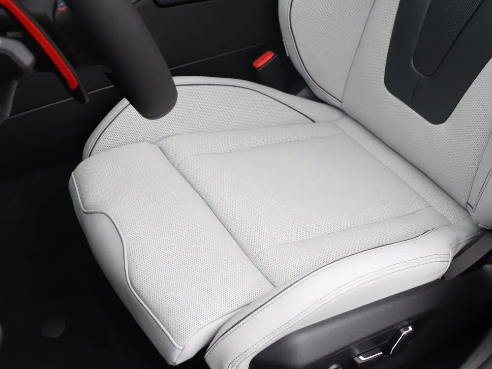 BMW M5 Touring Comfort Pakket uit 2026, foto 15