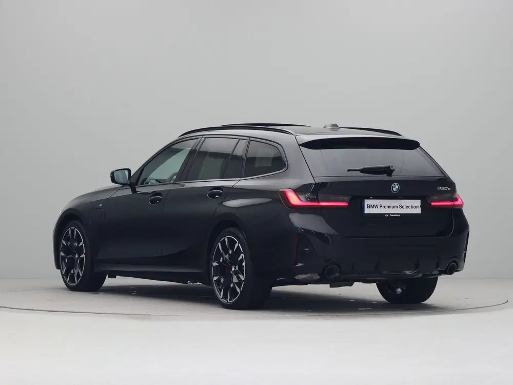 BMW 3-serie 330e Touring M Sport Pro uit 2026, foto 11