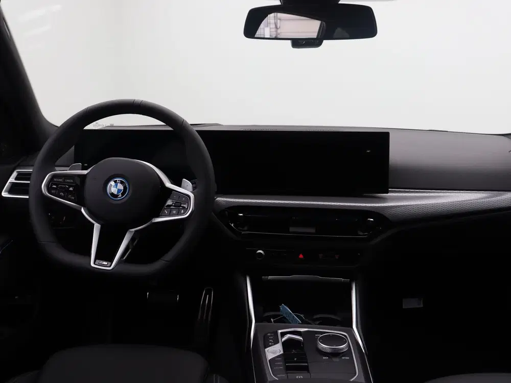 BMW 3-serie 330e Touring M Sport Pro uit 2026, foto 13