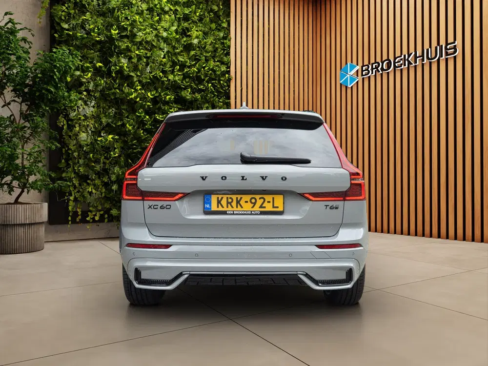 Volvo XC60 2.0 T6 AWD Recharge Black Edition uit 2026, foto 9