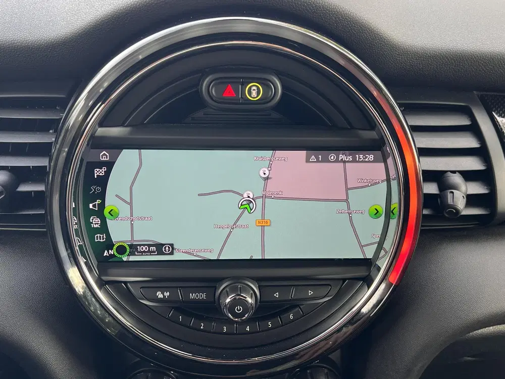 Mini Electric Cooper SE 33 kWh uit 2019, foto 6