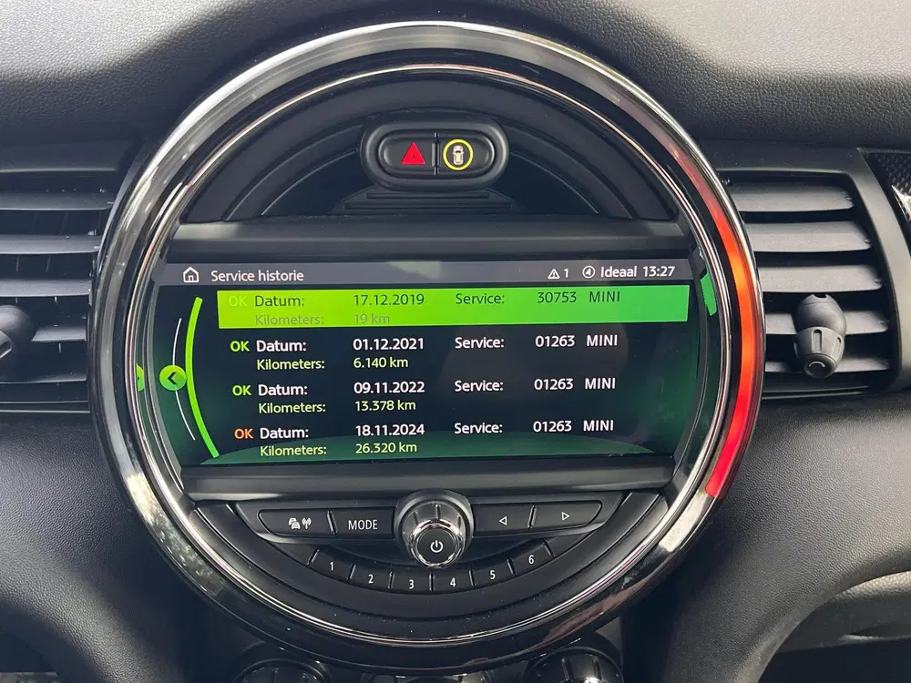 Mini Electric Cooper SE 33 kWh uit 2019, foto 9