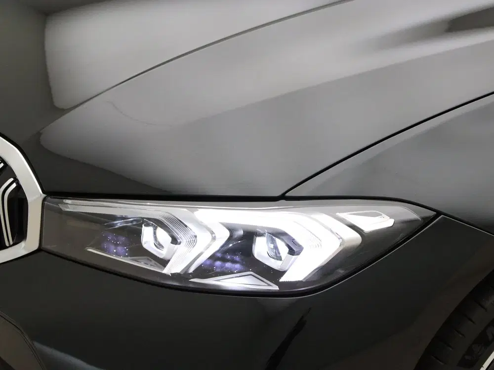 BMW 3-serie 330e Sedan M Sport uit 2026, foto 10