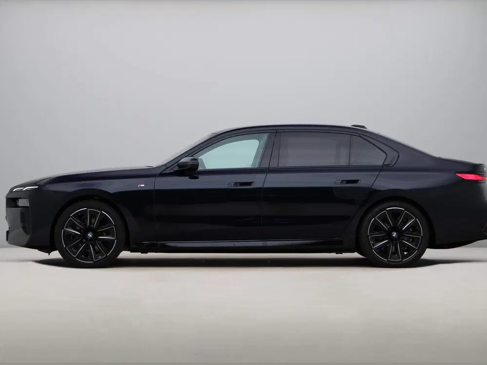 BMW i7 xDrive60 Privilege Edition M Sport Pro 106 uit 2026, foto 12
