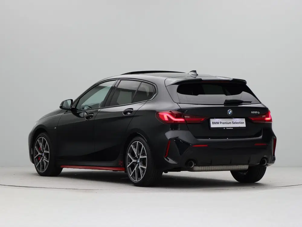 BMW 1-serie 128ti M Sport Pro (bj 2024 uit 2024, foto 11