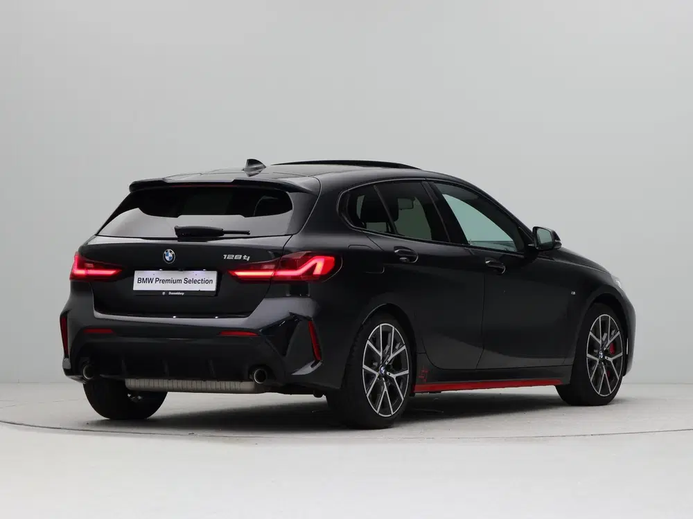 BMW 1-serie 128ti M Sport Pro (bj 2024 uit 2024, foto 9