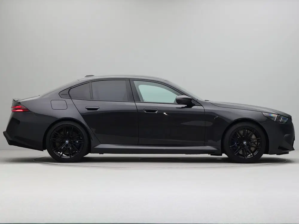 BMW M5 Sedan (bj 2026 uit 2026, foto 4