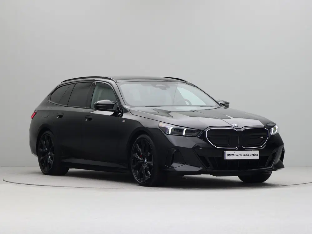 BMW i5 Touring M60 xDrive 84 kWh SoH 97 uit 2025, foto 3