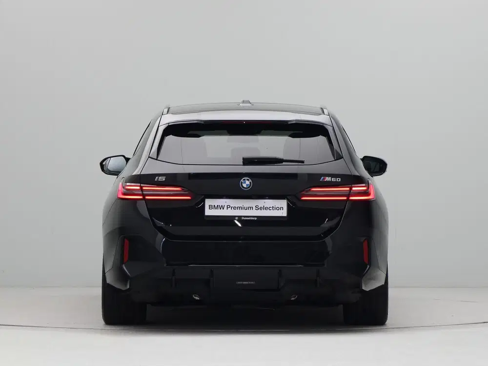 BMW i5 Touring M60 xDrive 84 kWh SoH 97 uit 2025, foto 6