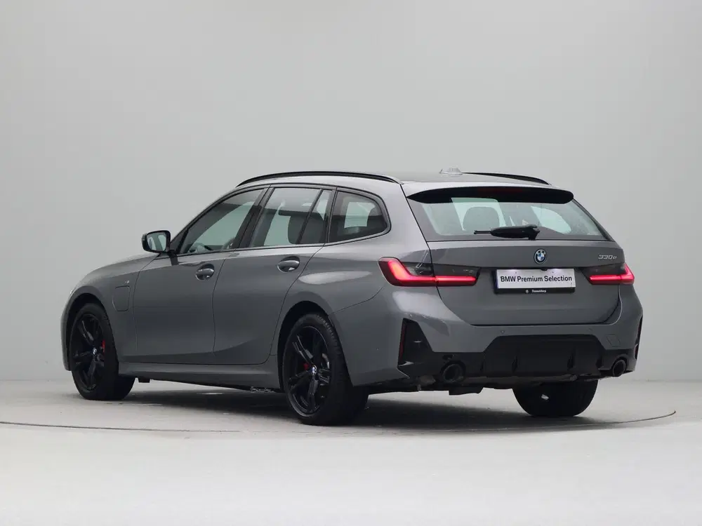 BMW 3-serie 330e Touring M Sport Pro uit 2025, foto 10