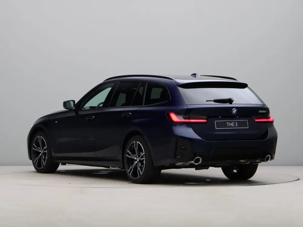 BMW 3-serie 330e Touring M Sportpakket uit 2025, foto 11