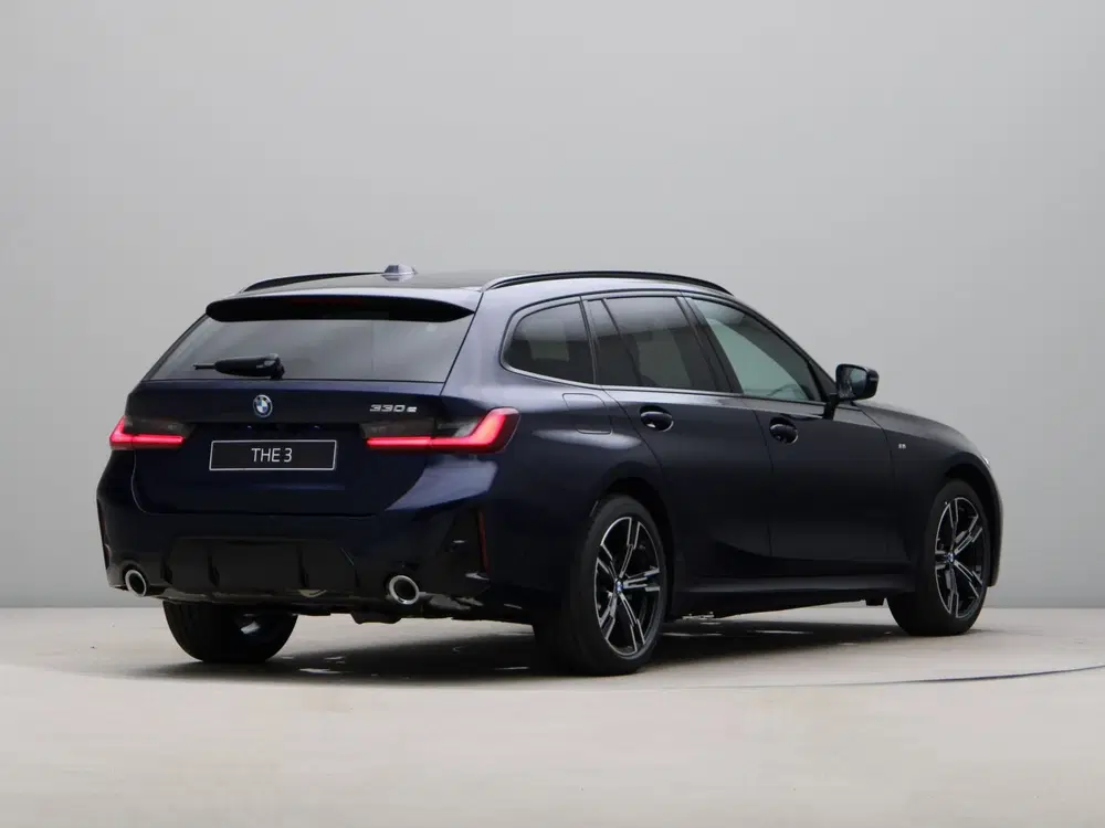 BMW 3-serie 330e Touring M Sportpakket uit 2025, foto 9