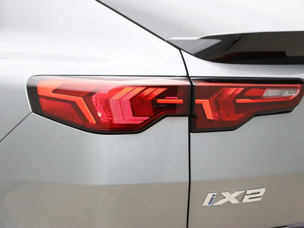 BMW iX2 eDrive20 M-Sport Pro (bj 2026 uit 2026, foto 11