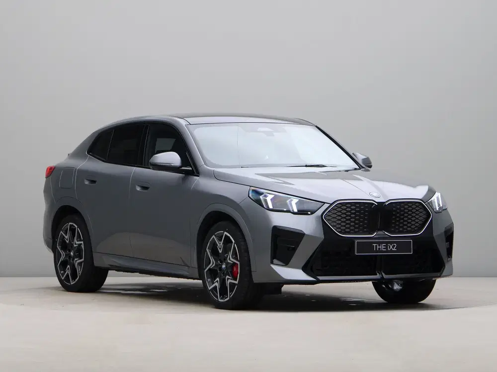 BMW iX2 eDrive20 M-Sport Pro (bj 2026 uit 2026, foto 3