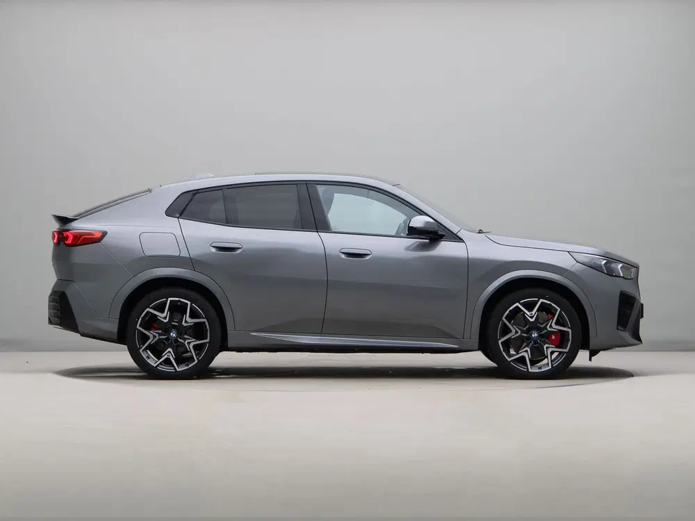 BMW iX2 eDrive20 M-Sport Pro (bj 2026 uit 2026, foto 4
