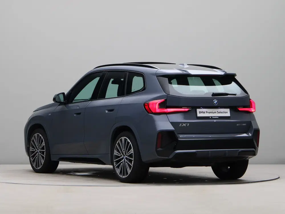 BMW iX1 eDrive20 67 kWh M Sport Edition (bj 2025 uit 2025, foto 10