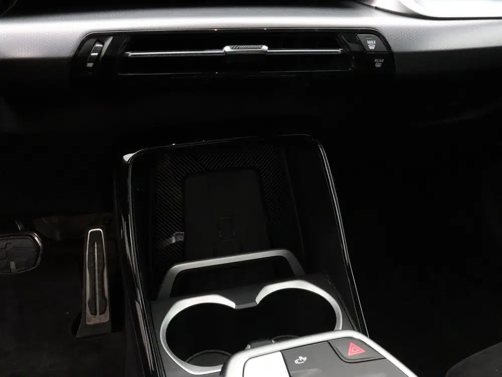 BMW iX1 eDrive20 67 kWh M Sport Edition (bj 2025 uit 2025, foto 13
