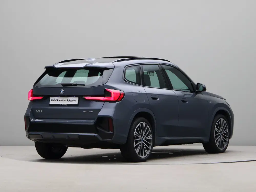 BMW iX1 eDrive20 67 kWh M Sport Edition (bj 2025 uit 2025, foto 8