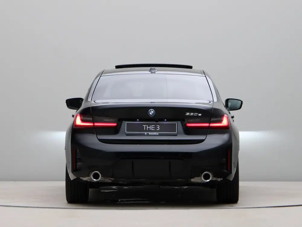 BMW 3-serie 330e Sedan M Sportpakket uit 2026, foto 6