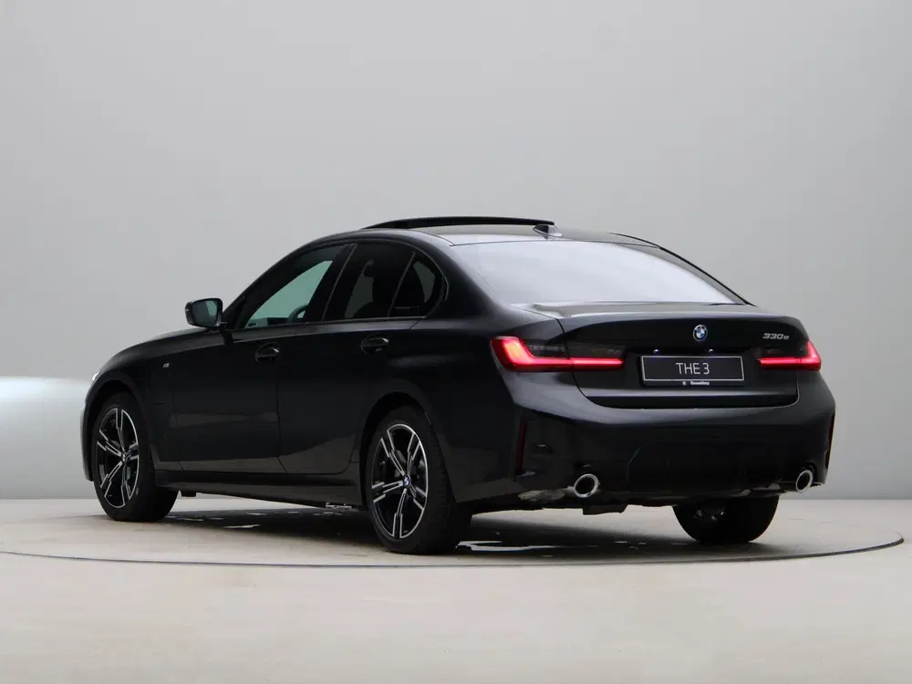 BMW 3-serie 330e Sedan M Sportpakket uit 2026, foto 7