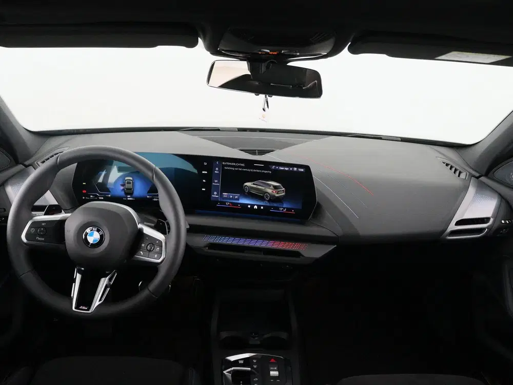 BMW 1-serie 120 M Sport Design Edition INDIVIDUAL BRAS uit 2026, foto 15