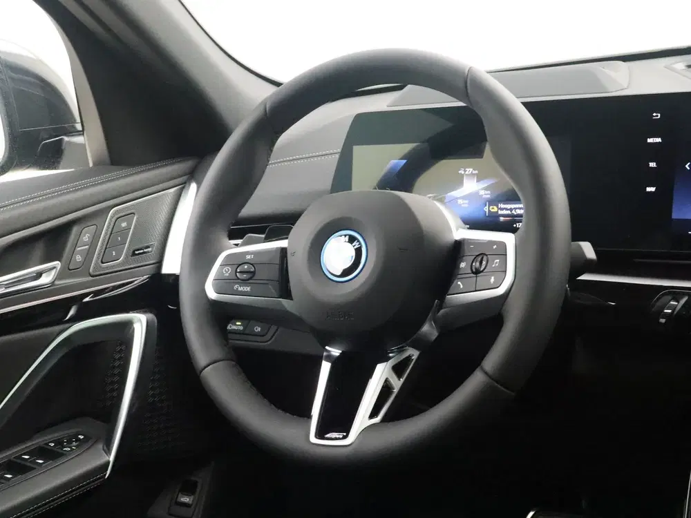 BMW iX2 xDrive30 67 kWh M Sport Edition (bj 2026 uit 2026, foto 2