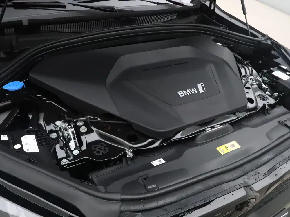 BMW iX2 xDrive30 67 kWh M Sport Edition (bj 2026 uit 2026, foto 4
