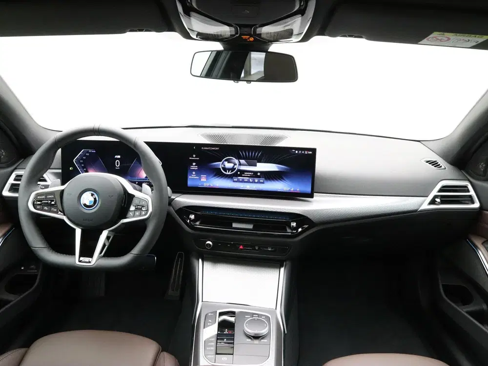 BMW 3-serie 330e Sedan M-Sport Pro (bj 2026 uit 2026, foto 13