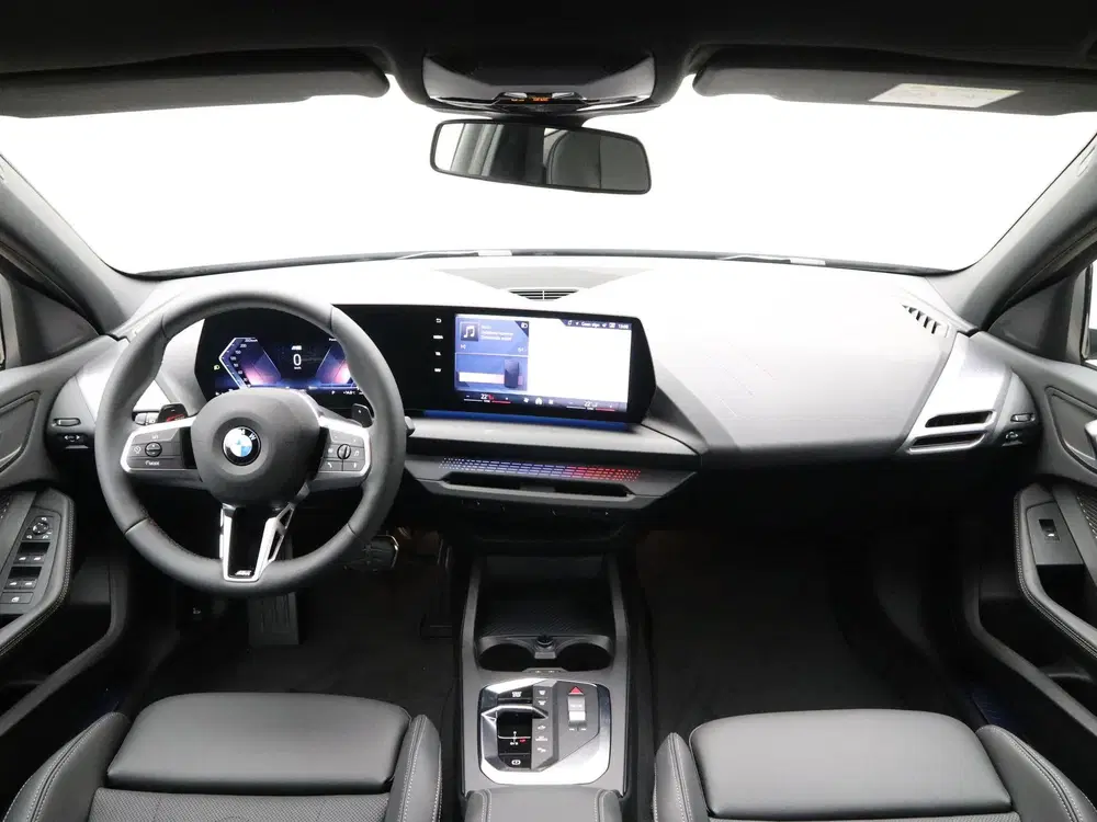 BMW 1-serie 120 M Sport Design Edition (bj 2026 uit 2026, foto 12