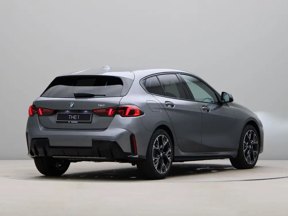 BMW 1-serie 120 M Sport Design Edition (bj 2026 uit 2026, foto 8