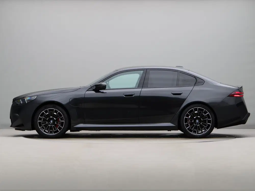 BMW M5 Sedan (bj 2026 uit 2026, foto 8
