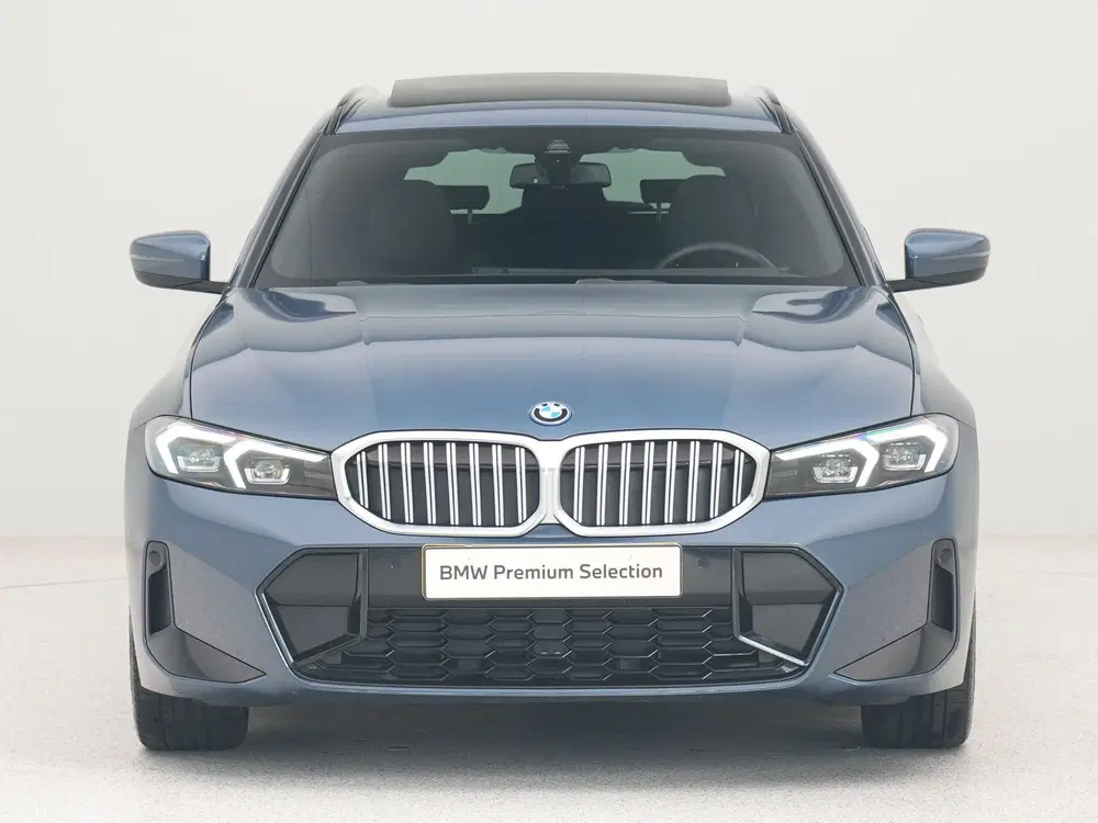 BMW 3-serie 330e Touring M-Sport uit 2025, foto 7