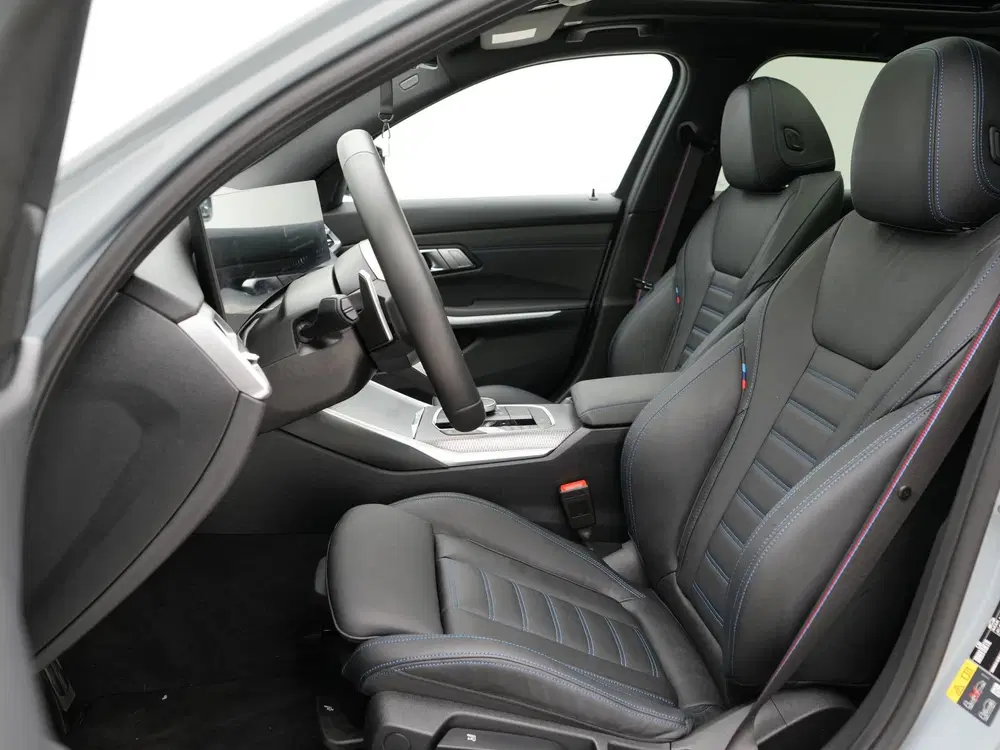 BMW 3-serie 330e Touring M-Sport Pro uit 2026, foto 5