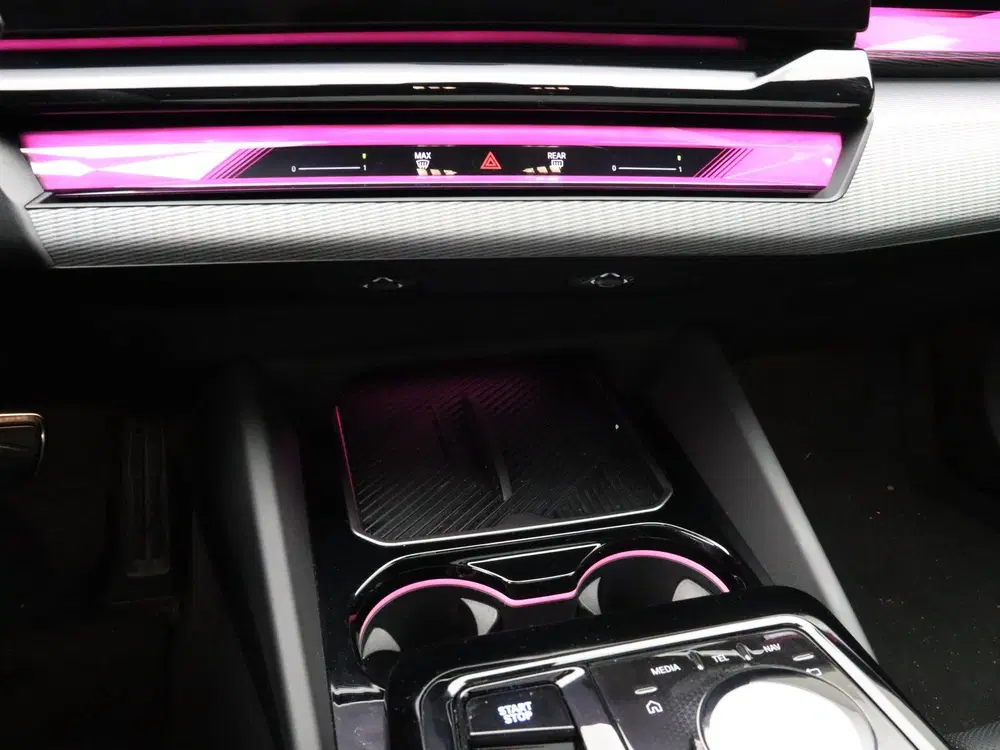 BMW i5 eDrive40 M Sport Pro uit 2025, foto 13
