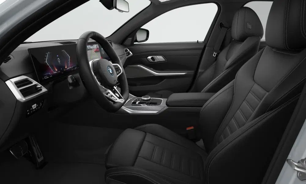 BMW 3-serie Sedan 330e M Sport uit 2026, foto 4