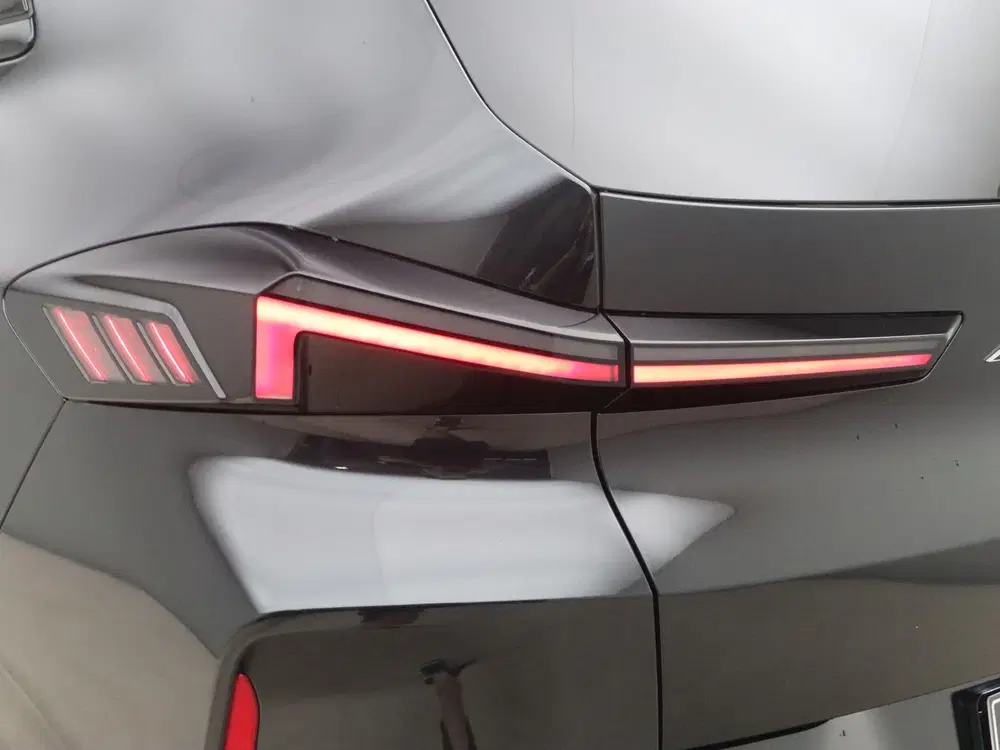 BMW XM PHEV 50e 30 kWh (bj 2026 uit 2026, foto 11