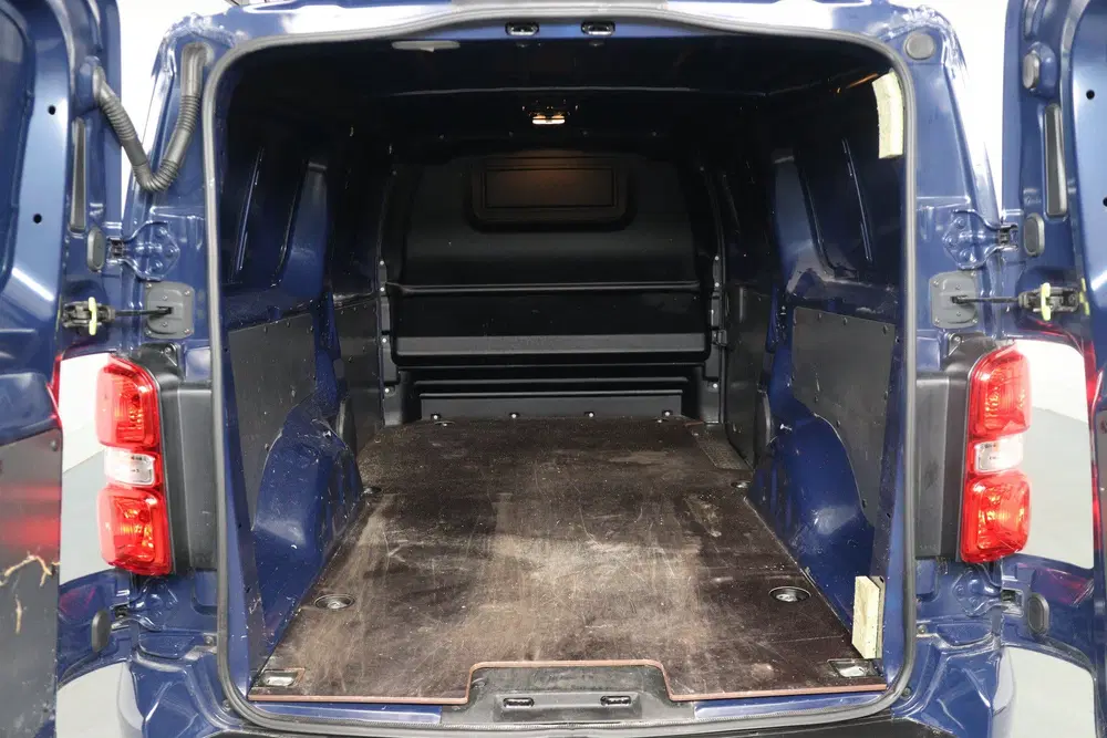 Toyota Proace 2.0 D-4D 145pk Black Line uit 2022, foto 11