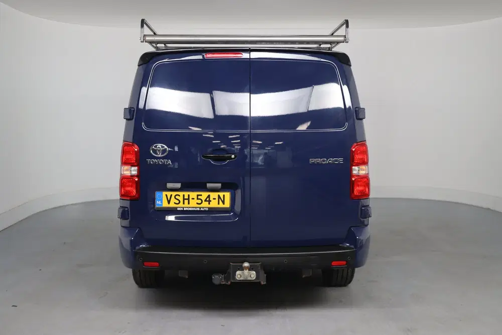 Toyota Proace 2.0 D-4D 145pk Black Line uit 2022, foto 14