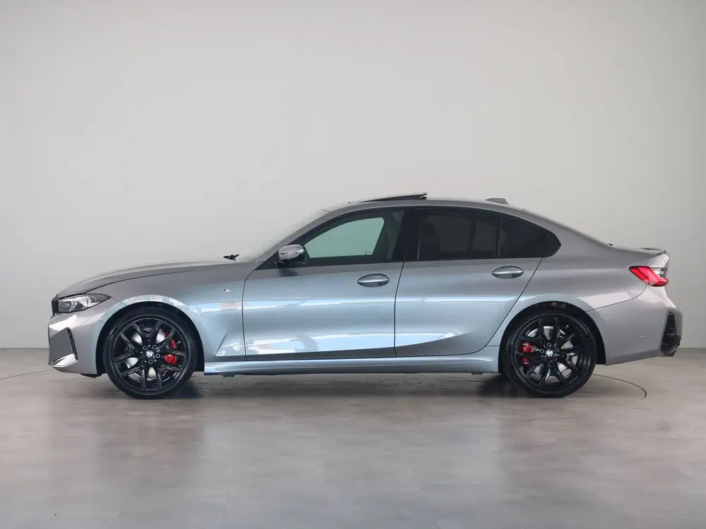 BMW 3-serie 320i Sedan M Sport Pro (bj 2026 uit 2026, foto 12